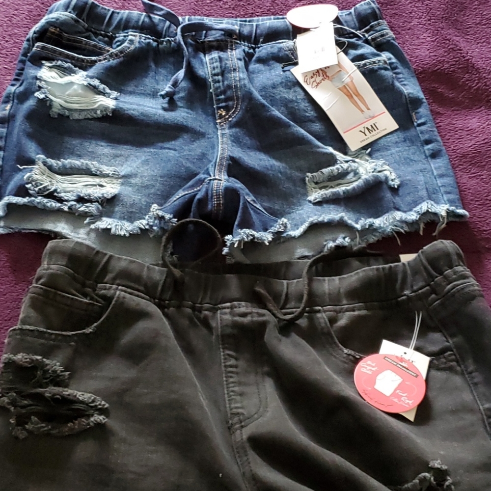 2 piece bundle denim shorts one black one blue